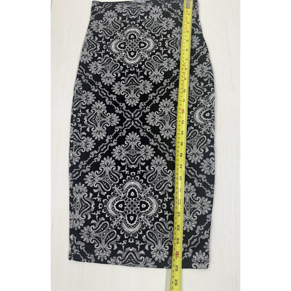 Charlotte Russe Black White Skirt Women's Size XS - Picture 9 of 14